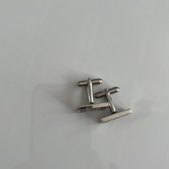 2 pair Cuff links- silver- - Picture 3 of 5